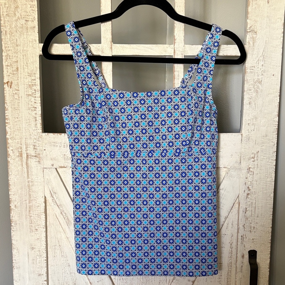 NWT Lands' End Blue and White Tankini top